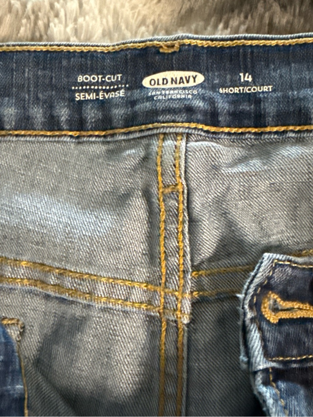 Old Navy Men’s Boot-Cut Jeans in Blue